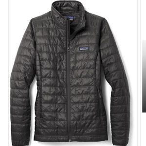 Patagonia Black Nano Puff Jacket Size XS